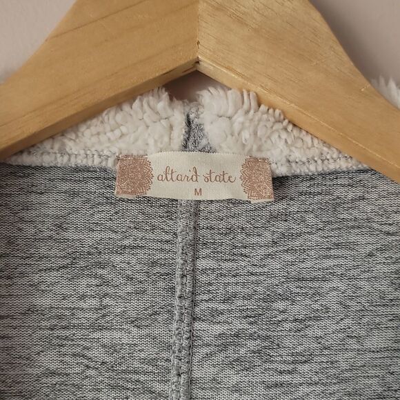 Altar'd State Sleeveless Shall  - Picture 2 of 6